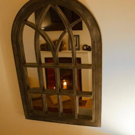 The Old Jail Apartment, Инверари Экстерьер фото
